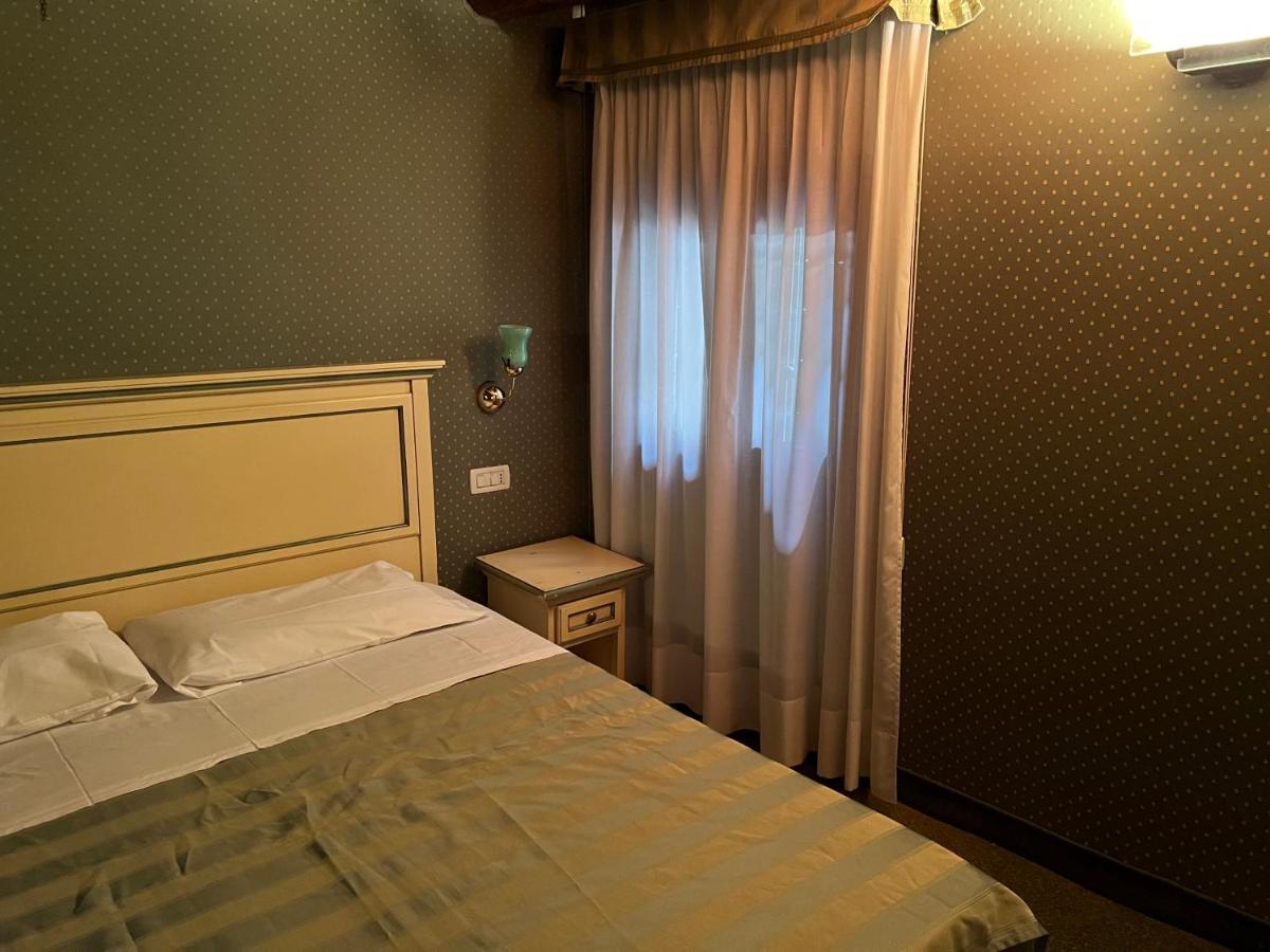Locanda Ruga Rialto Venesia Bagian luar foto